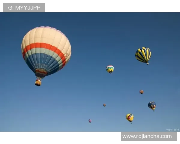 世界热气球锦标赛绚丽多彩的天空盛宴尽显飞行艺术之美